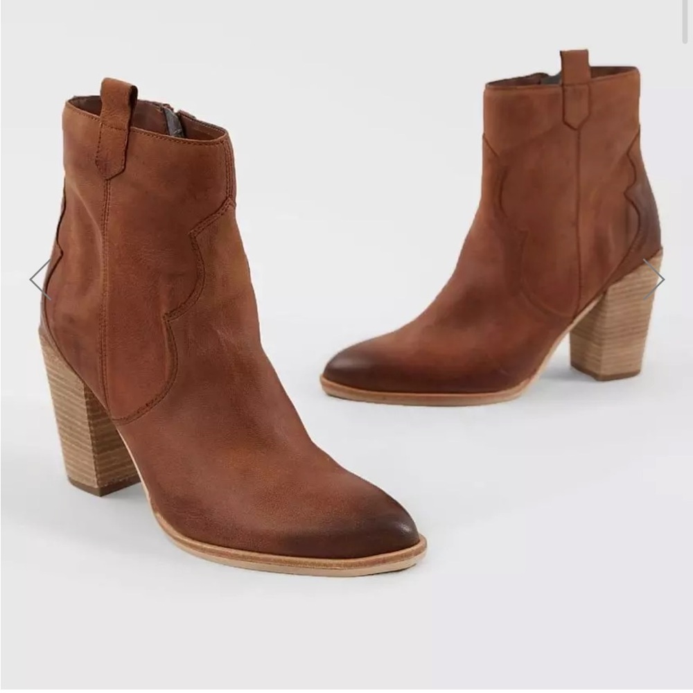 Crevo western boots. Brand new, never worn. Size 6